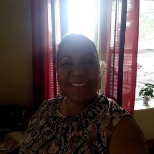 Meet your Posher, Violeta